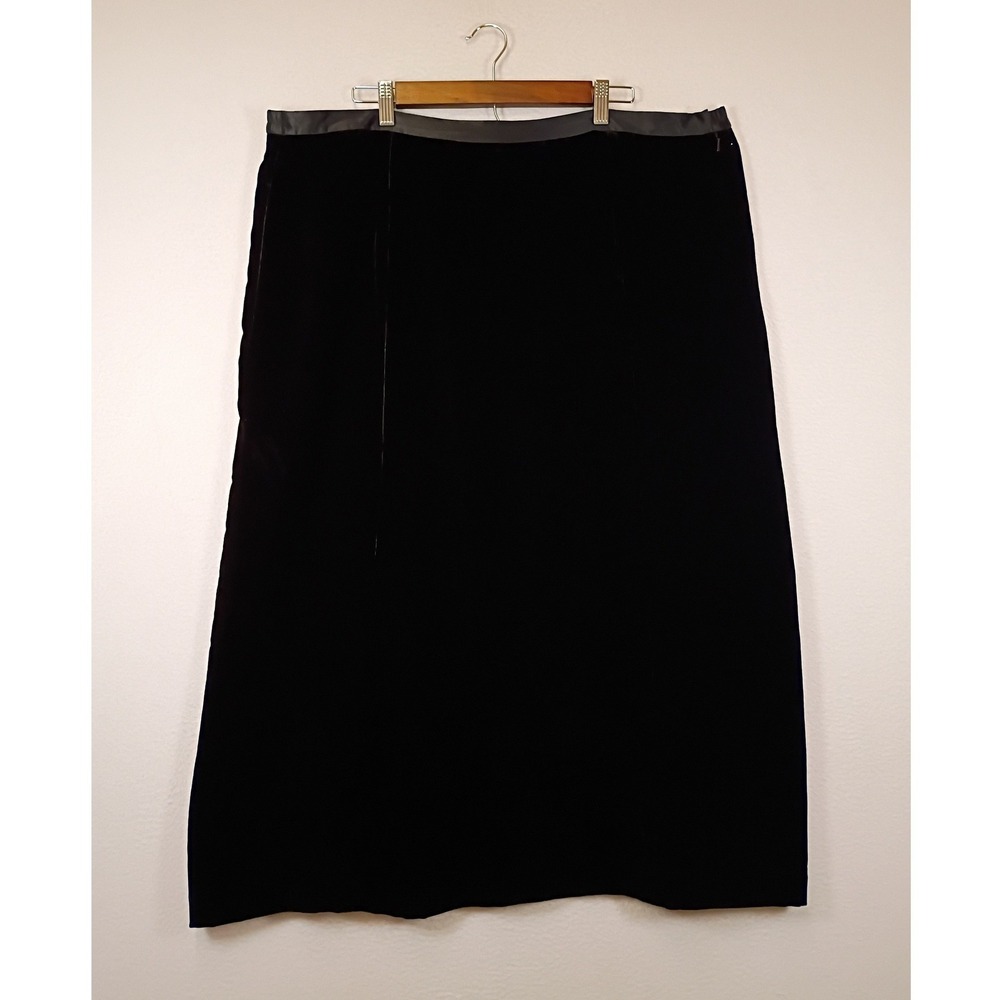 Gothic Silk Assets Diane von Furstenberg Womens 1X Black Velvet Silk Trim Skirt